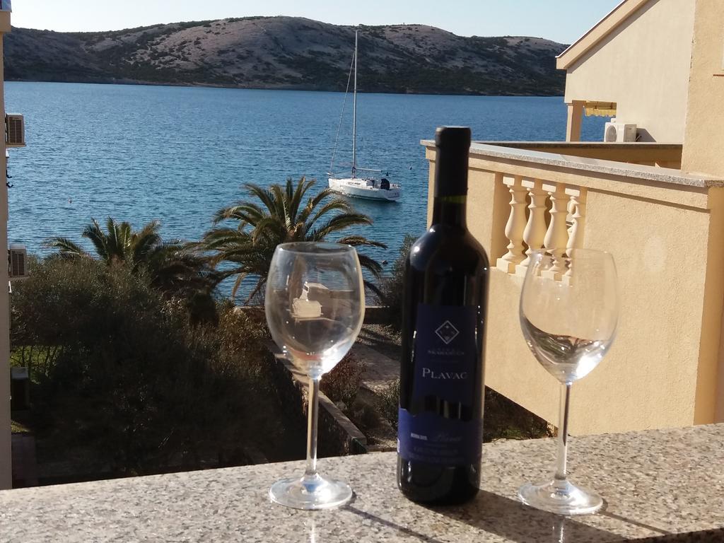 נובליה Apartments Next To Sea Maris מראה חיצוני תמונה